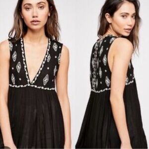 Free People Black Embroidered Tunic Dress Boho Mini Sleeveless XS EUC